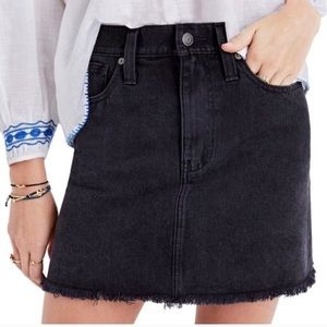 Madewell Mccarren black Denim Frayed Hem Skirt Size 30